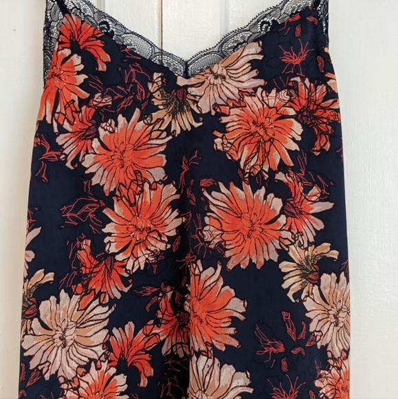 Aritzia Blue Camisole (XS) - Picture 2 of 4